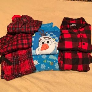 Boys Pajamas-Olaf set 9/10, Up-lates set Sz 10, 2 bottoms Sz 10, 1 bottom Sz 8